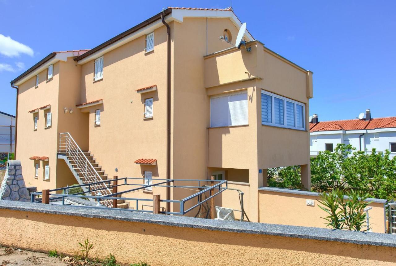 Apartments Aster مالينسكا المظهر الخارجي الصورة
