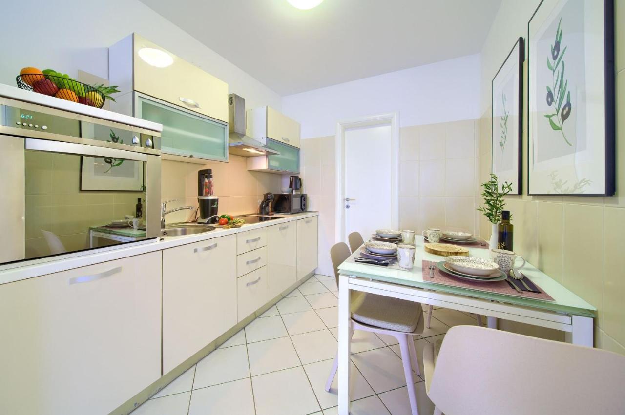 Apartments Aster مالينسكا المظهر الخارجي الصورة