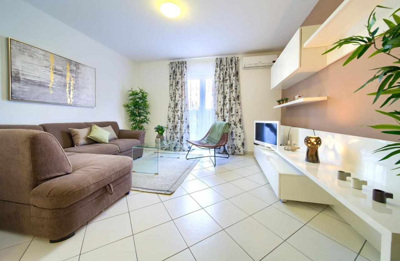 Apartments Aster مالينسكا المظهر الخارجي الصورة